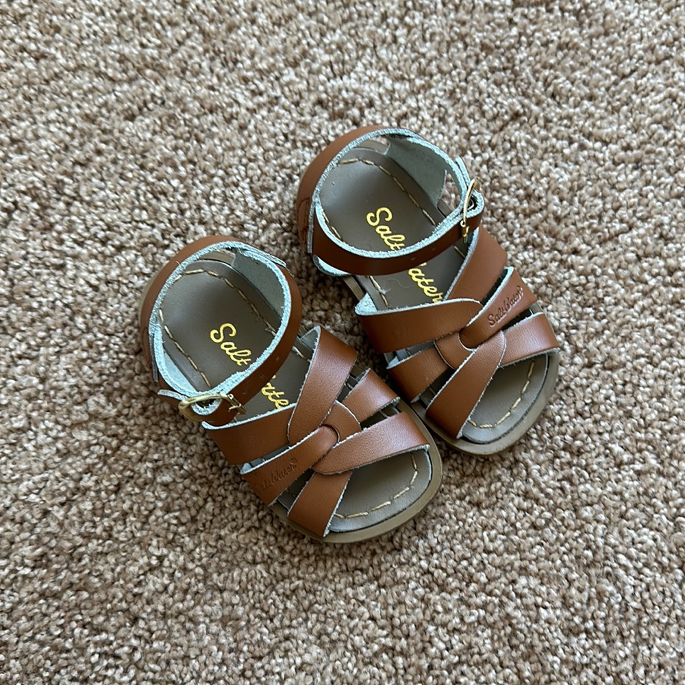 Salt Water Sandals size 5M